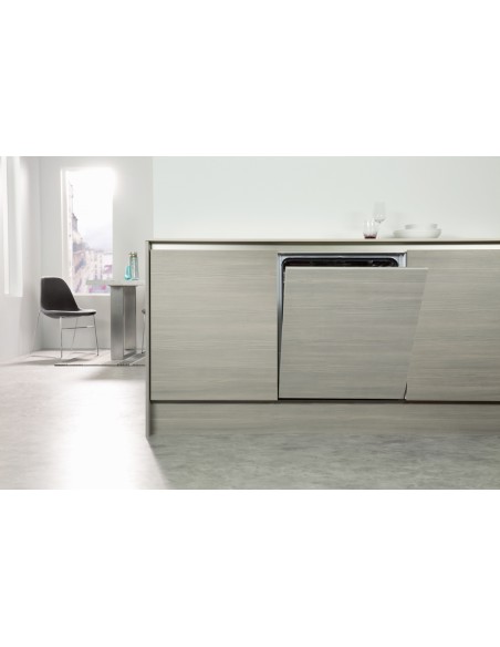 lavastoviglie-whirlpool-wric3c26p-14-coperti-classe-a-a-scomparsa-totale-wric3c26p-5.jpg