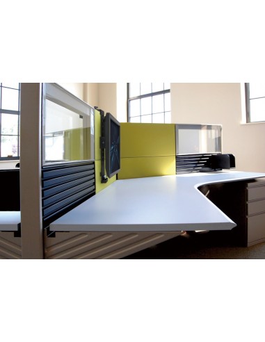 flatscreen-cubical-hanger-fpma-ch100black-7.jpg