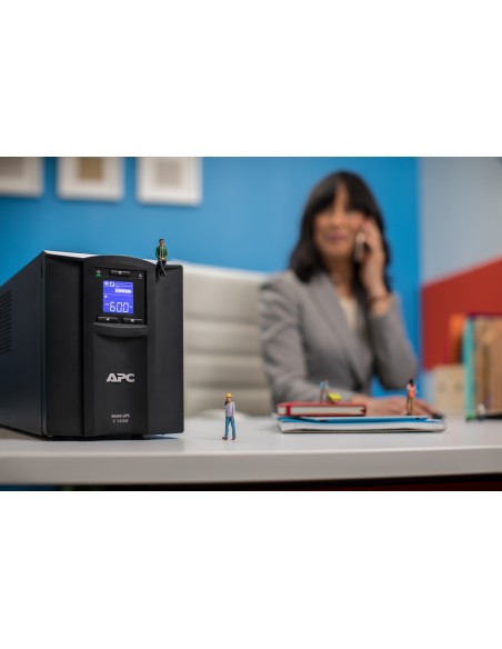apc-smart-ups-c-1000va-lcd-230v-with-smartconnect-smc1000ic-8.jpg