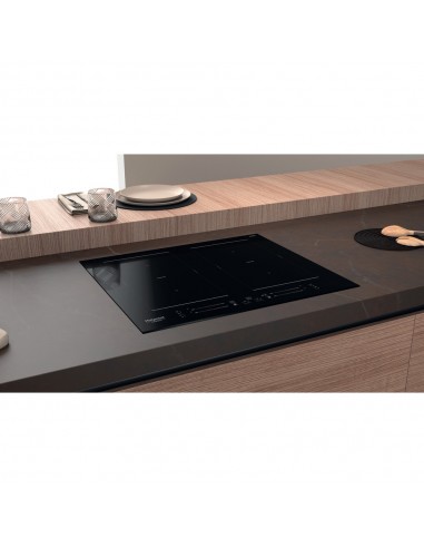 pc-hotpoint-hs-2560c-bf-9.jpg