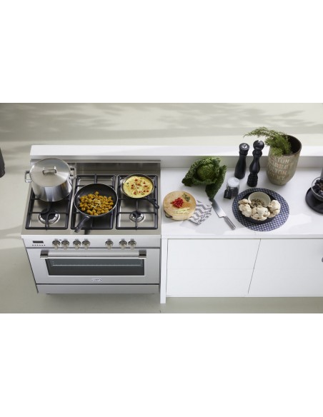 cucina-rosso-bordeaux-5f-gg-forno-9-funz-de-longh-5.jpg