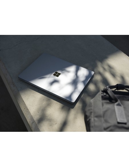 microsoft-surface-laptop-go-i5-128gb-microsoft-surface-laptop-go-i5-8-128-sc-italian-platinum-9.jpg