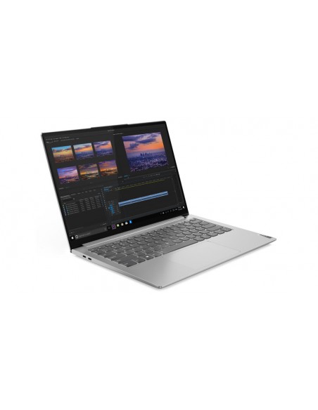 ip-yoga-slim-7-pro-14ihu5-3.jpg