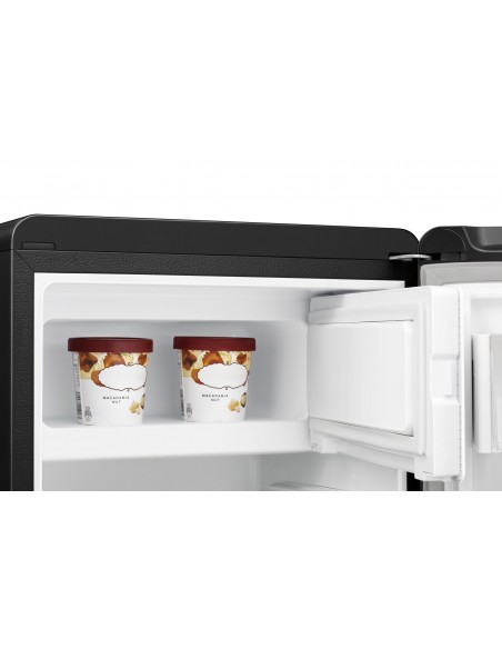 frigo-tavolo-89lt-h87-l48-nero-e-c-cella-freezer-10.jpg