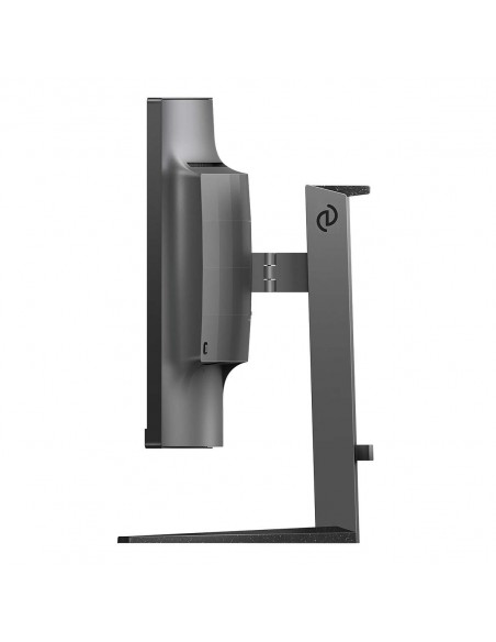 m-line-monitor-curvo-32-va-18.jpg