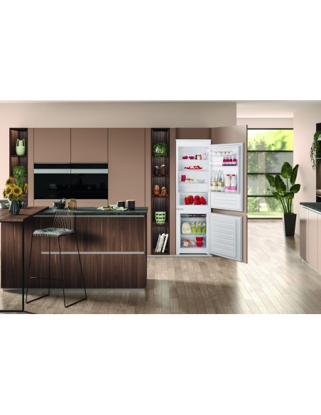 fr-hotpoint-bcb-70301-e-8.jpg