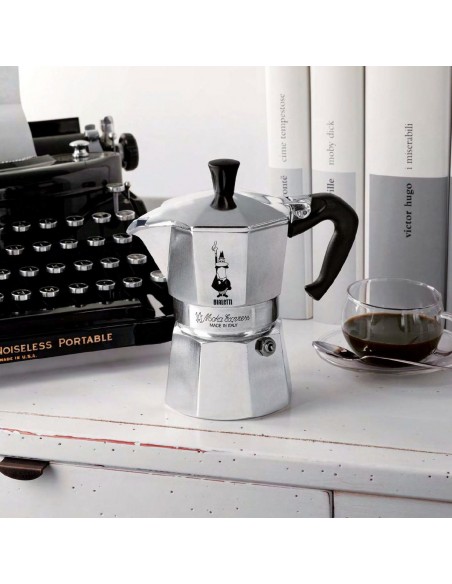 caffettiera-moka-express-2tz-0001168-10.jpg