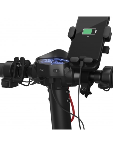 e-scooter-con-display-integrato-8.jpg