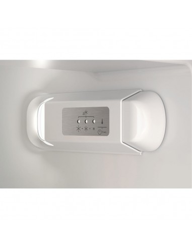 combi-inc-273lt-h177cm-cee-statico-less-frost-8.jpg