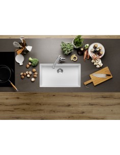 subline-700-u-bianco-set-total-black-1.jpg 2