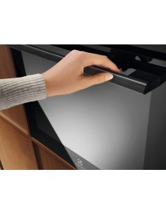 forno-60cm-70lt-multif-cla-vapore-wifi-nero-1.jpg 2