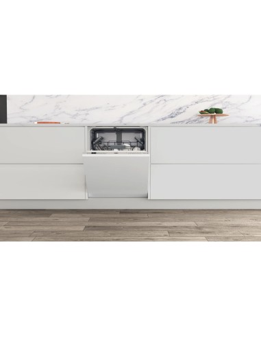 lavastoviglie-whirlpool-wric3c26p-14-coperti-classe-a-a-scomparsa-totale-wric3c26p-3.jpg
