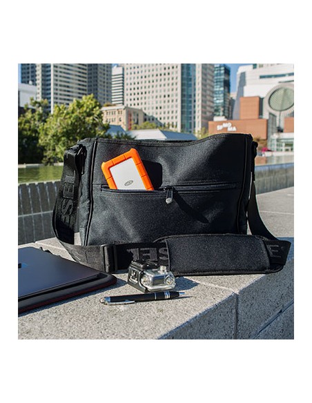 4tb-lacie-rugged-hdd-usb-c-3.jpg