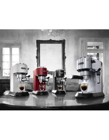 ec685bk-dedica-macch-caffe-1300w-15bar-nera-7.jpg