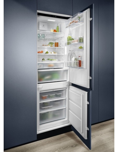 fr-combi-electrolux-kng7te75s-10.jpg